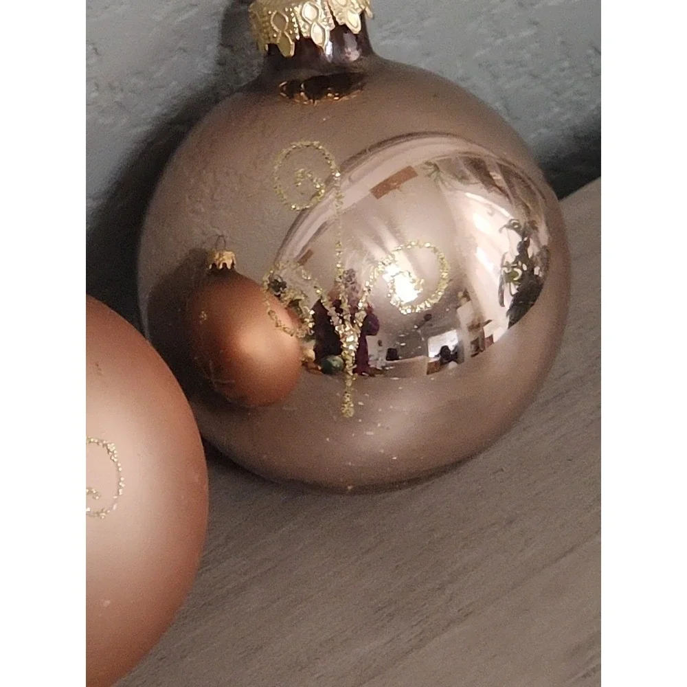 Vtg 2 Christmas Ornaments Mercury Glass‎ Stencil Ball Rose Gold Bauble Germany